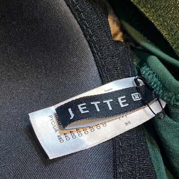 Jette 2 Tone Green Halter Bikini Set - Picture 2 of 8